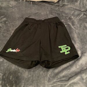 Inaka shorts